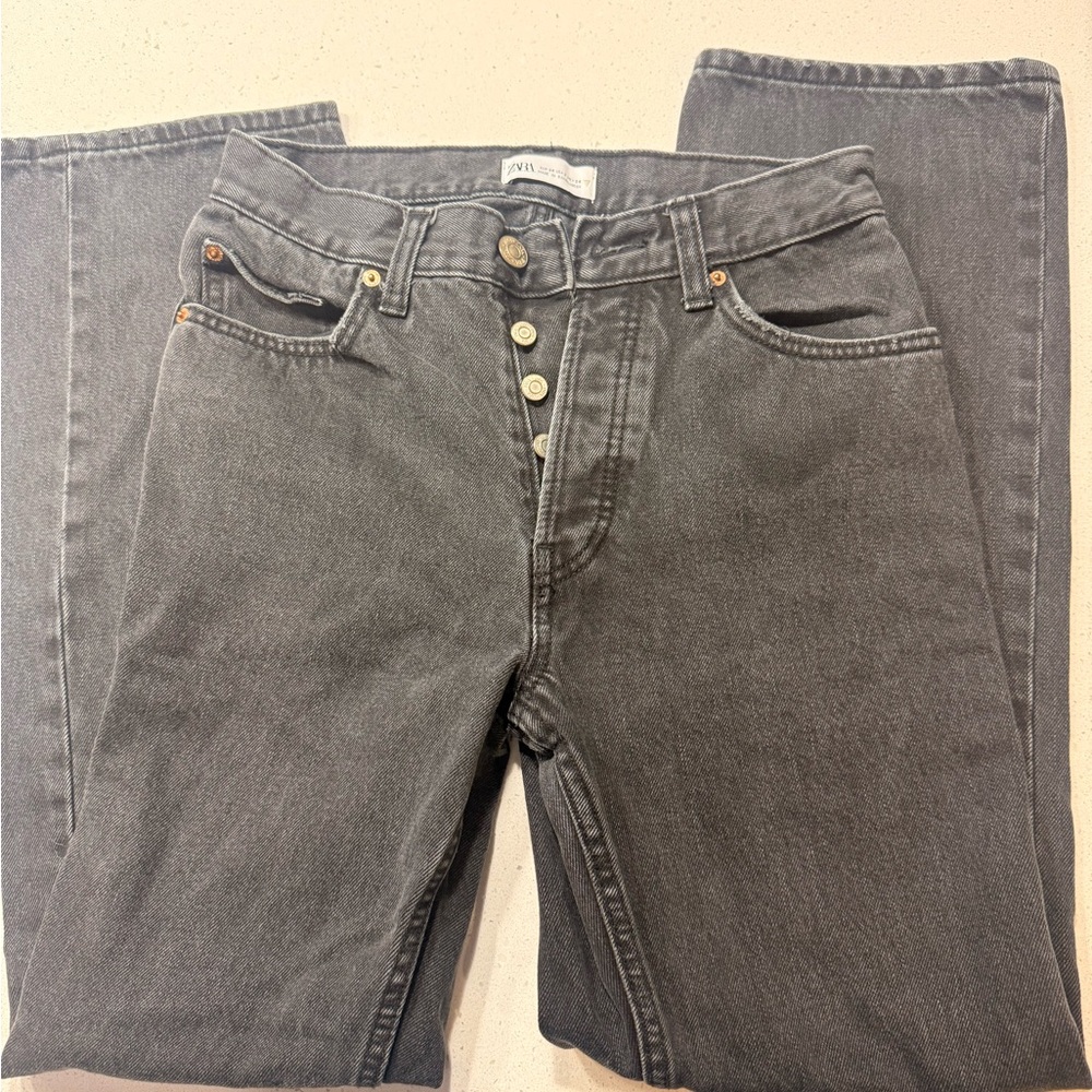 Zara Women TRF HIGH WAIST WIDE LEG FULL LENGTH Black Denim Faded Jeans size 2
